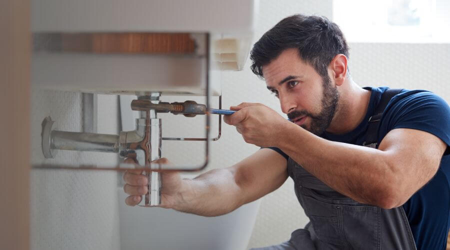 Water heater thermostat replacement in Reeves, LA